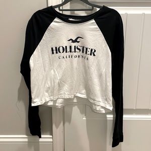 Hollister brand, size s, worn twice, LS t shirt